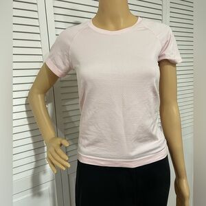 lululemon athletica Short Sleeve Crew Top - Pale Pink